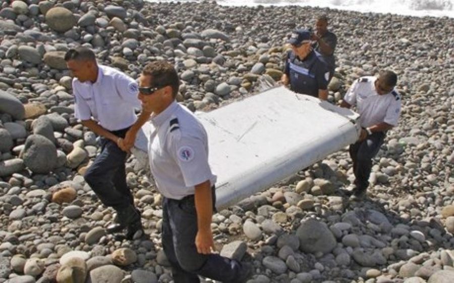 Τα συντρίμμια ανήκουν σε Boeing 777, λένε οι αρχές της Μαλαισίας