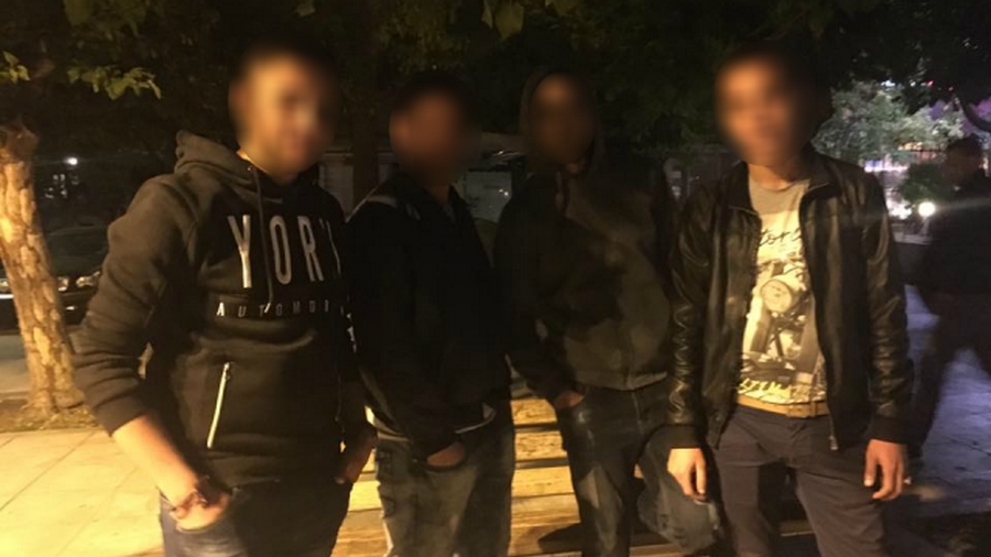 Σοκ: Ανήλικοι μετανάστες βγαίνουν στην πορνεία για λίγα ευρώ (Εικόνες)